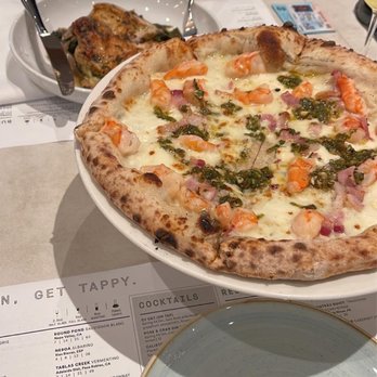 Sixty Vines - Shrimp and bacon pizza - New American Near Me - Dallas, Texas