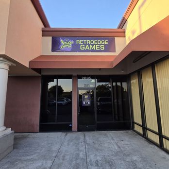 Retro Edge Games - Video Game Stores Near Me - Vallejo, California