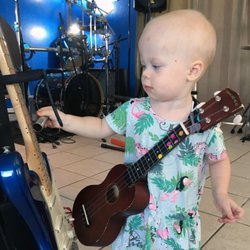 Tucson Music Lessons - Music lessons for babies with real instruments!