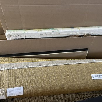 Artisan Movers - Art with little protection, and a rug thrown on top! Cause paint on oil painting to be scraped off. - Movers Near Me - Rockville, Maryland