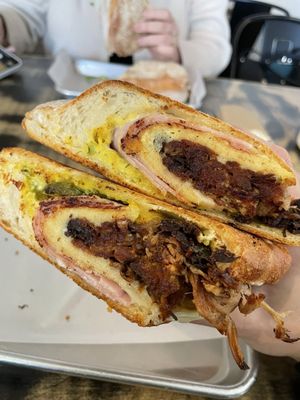 Tessa Delicatessen by null