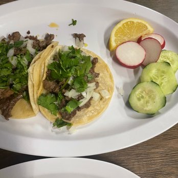 El Cuscatleco restaurant - Tacos - Salvadoran Near Me - Bakersfield, California El Cuscatleco restaurant - Tacos - Salvadoran Near Me - Bakersfield, California