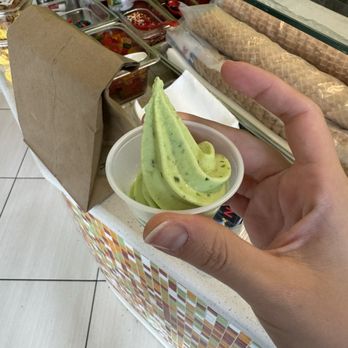 Natural FruttiBerri - Ice Cream & Frozen Yogurt Near Me - Watertown, Massachusetts