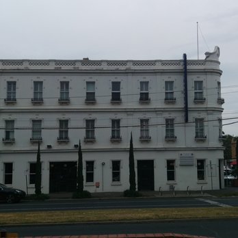 Middle Park Hotel - Outside - Pubs Near Me - Middle Park, VIC Middle Park Hotel - Outside - Pubs Near Me - Middle Park, VIC