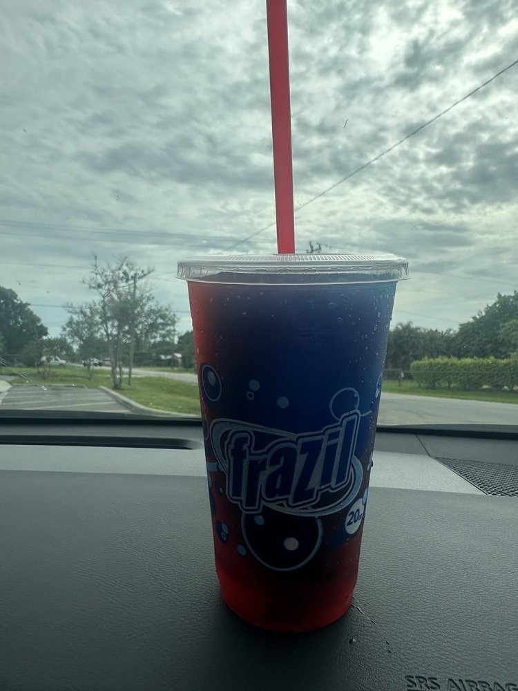 HANDY FOOD STORES 417 New Market Rd W, Immokalee, Florida Grocery