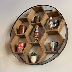 Coffee & More - Historic items as wall decorations