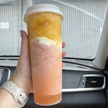 Uncle's Chicken - Strawberry mango smoothie - Chicken Shop Near Me - Urban Honolulu, Hawaii Uncle's Chicken - Strawberry mango smoothie - Chicken Shop Near Me - Urban Honolulu, Hawaii