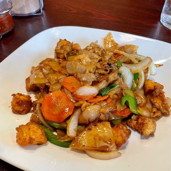Jaidee Thai Restaurant - Drunken noodles with tofu. - Thai Near Me - Altoona, Pennsylvania Jaidee Thai Restaurant - Drunken noodles with tofu. - Thai Near Me - Altoona, Pennsylvania