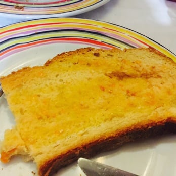 O Meu Lar - Garlic and tomato bread - Brasseries Near Me - Barcelona, B O Meu Lar - Garlic and tomato bread - Brasseries Near Me - Barcelona, B
