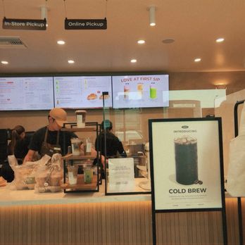 Da Vien Coffee - Inside - Coffee & Tea Near Me - Alhambra, California