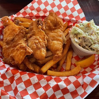 Rainier Bar & Grill - Bars Near Me - Enumclaw, Washington Rainier Bar & Grill - Bars Near Me - Enumclaw, Washington