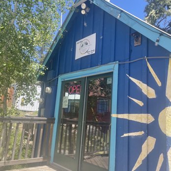Mountain Tripper Cafe & Tea House - outside patio - Coffee & Tea Near Me - Shaver Lake, California Mountain Tripper Cafe & Tea House - outside patio - Coffee & Tea Near Me - Shaver Lake, California