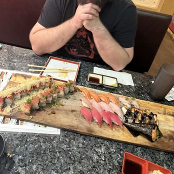 Hello Sushi - Second round of AYCE Sushi - Sushi Bars Near Me - Fullerton, California