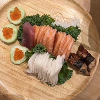Akino - White Tuna Tuna Salmon Eel Ikura - Sushi Bars Near Me - Elmhurst, New York