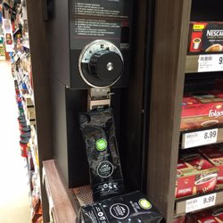 Metro - This machine takes so looong to grind coffee!
