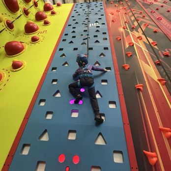 Sender One Climbing - Gyms Near Me - Lakewood, California