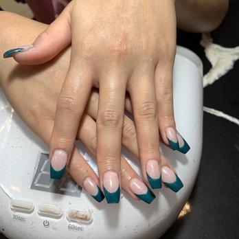 Omnia Nails & Lashes - Nails - Nail Salons Near Me - Las Vegas, Nevada Omnia Nails & Lashes - Nails - Nail Salons Near Me - Las Vegas, Nevada