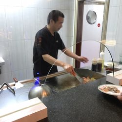Bai Sheng Restaurant - Mongolian bbq chef