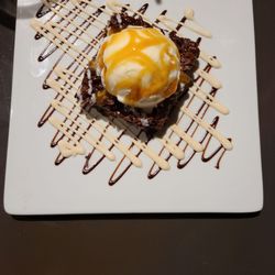 Tag Bar and Steakhouse - White Chocolate Brownie.