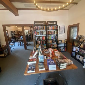 Tales & Tails - Inside - Bookstores Near Me - Fredericksburg, Virginia