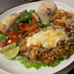 Chile Relleno Cubierto De Mariscos / Covered with Seafood Chile Relleno Cubierto De Mariscos / Covered with Seafood
