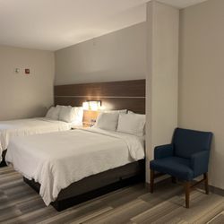 Holiday Inn Express & Suites Del Rio