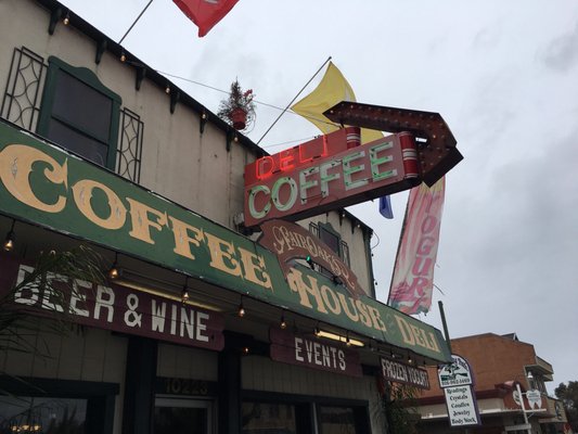 Fair Oaks Coffee House & Deli by null