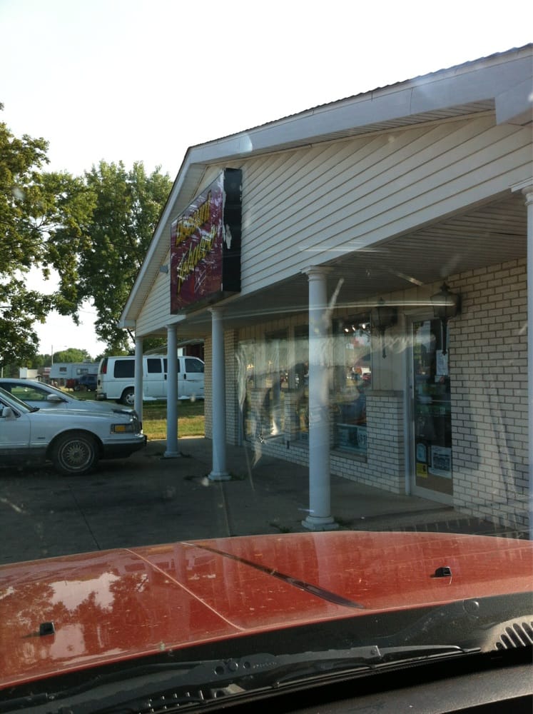 DISCOUNT TOBACCO Updated September 2024 1125 N State Highway 121, Mount Zion, Illinois