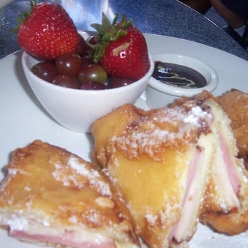 Cafe Orleans - Monte Cristo Sandwich - Cajun/Creole Near Me - Anaheim, California
