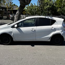 Sylmar-Cash For Cars - Do you have a Prius for sale?