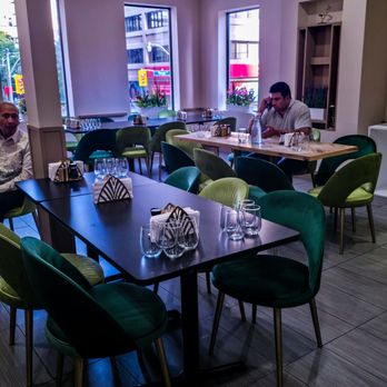 Chef Reza - Seating area - Persian/Iranian Near Me - Toronto, Ontario