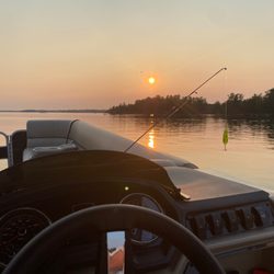 Wagoner’s Pontoon Boat Rentals - Sunset on the TIs