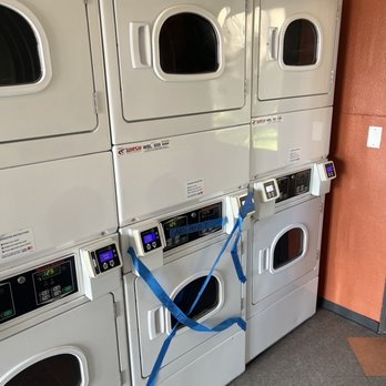 Casa Grande Apartment Homes - Broken dryer in the same laundry room as the 6 broken washers - Apartments Near Me - Cypress, California Casa Grande Apartment Homes - Broken dryer in the same laundry room as the 6 broken washers - Apartments Near Me - Cypress, California