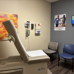 Exam room inside Hometown Urgent Care & Occupational Health in Lancaster, Ohio.
