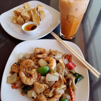 BKK Thai Kitchen - Drunken Noodles with chicken and shrimp, level 2 spicyness; Fried tofu; Thai iced tea. - Thai Near Me - Carlsbad, California