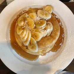Degani Uni Hill - Hotcakes with banana
