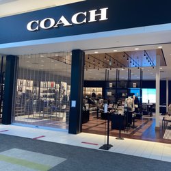 Coach - Outside