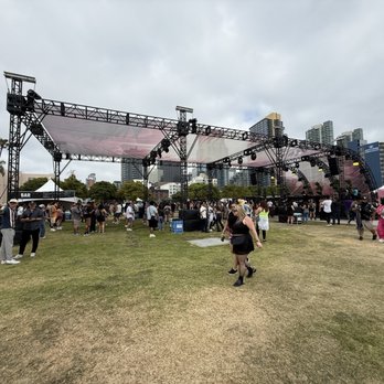 Waterfront Park - Sunset stage - Parks Near Me - San Diego, California Waterfront Park - Sunset stage - Parks Near Me - San Diego, California