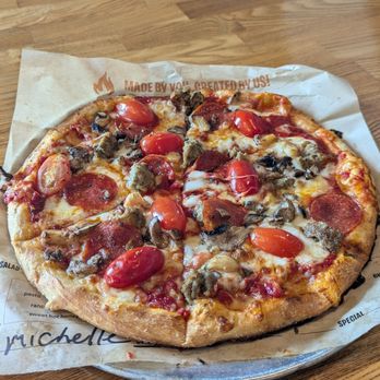 Blaze Pizza - Salad Near Me - Williamsburg, Virginia Blaze Pizza - Salad Near Me - Williamsburg, Virginia