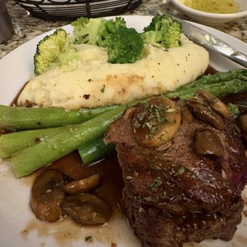 Antique Table - Italian Near Me - Lynn, Massachusetts