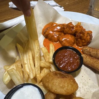 Denny's - Classic Sampler - American Near Me - Fresno, California