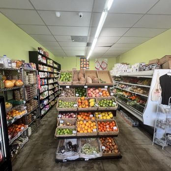 Sasoun Produce - Inside the store it is very small but organized - Grocery Near Me - Los Angeles, California Sasoun Produce - Inside the store it is very small but organized - Grocery Near Me - Los Angeles, California