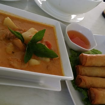 Elephant Thai Kitchen - Chicken Curry and Eggrolls. - Thai Near Me - Long Beach, California Elephant Thai Kitchen - Chicken Curry and Eggrolls. - Thai Near Me - Long Beach, California