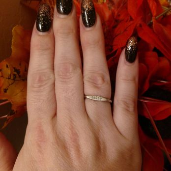 Gloss & Feathers - Nail Salons Near Me - Phoenix, Arizona