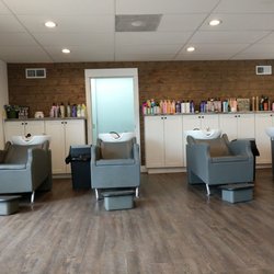 Guys & Dolls Beauty Salon