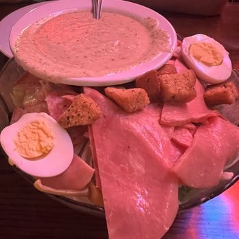 A'mis Italian Restaurant - That house creamy Italian is delicious - Pizza Near Me - St Louis, Missouri A'mis Italian Restaurant - That house creamy Italian is delicious - Pizza Near Me - St Louis, Missouri