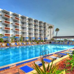 Best Western Aku Tiki Inn - Outdoor Pool