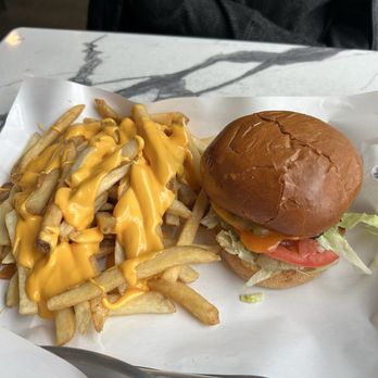 Nicky's of Beverly - Cheese Burger and cheese fries - Burgers Near Me - Chicago, Illinois