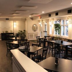 Rumbling Bald on Lake Lure - Atmosphere and Seating