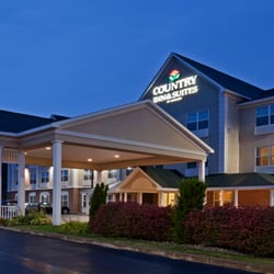 Holiday Inn Express & Suites Marquette - Your home away from home awaits
